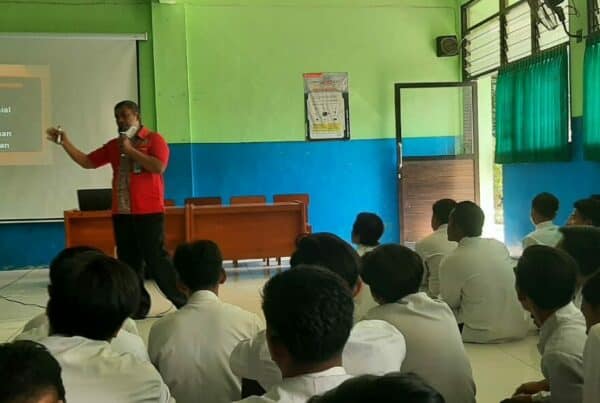 Sosialisasi P4GN di SMK Sunan Giri Menganti Kabupaten Gresik